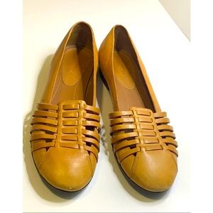 Trotters Woven Leather Womens Flats Slip On Shoes 8 Narrow Tan